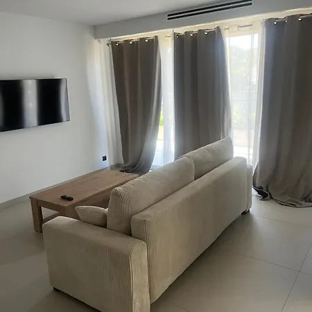 Appart hôtel Mimosas